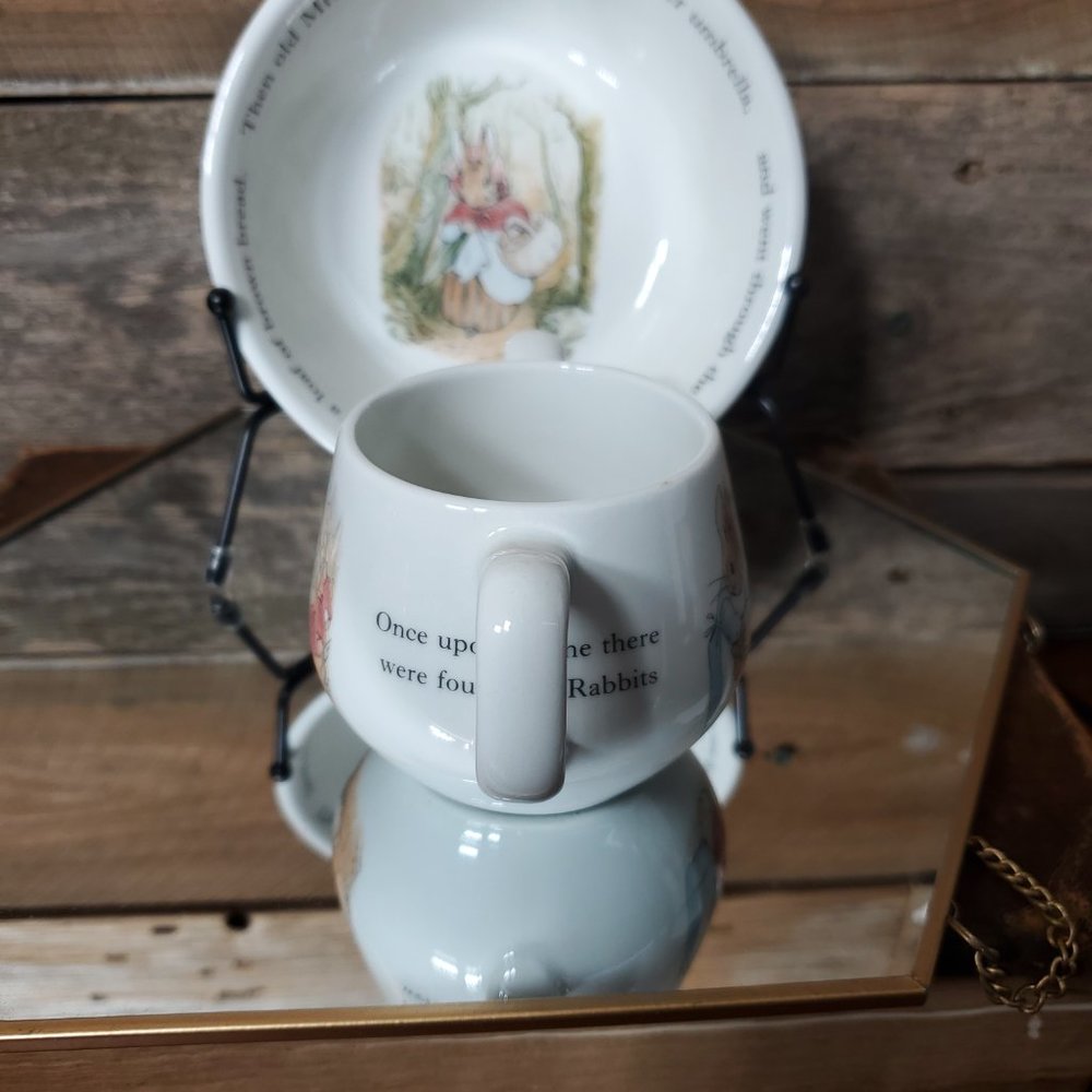 Beatrix Potter's Peter Rabbit Wedgwood 2 piece mug and bowl set - Picture 11 of 12